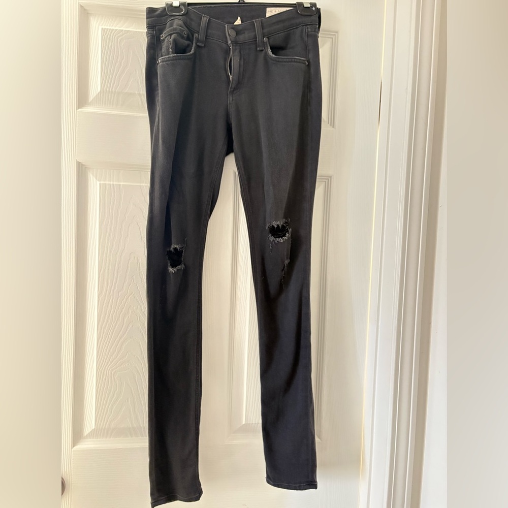 Black Skinny Jeans